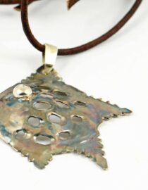 Náhrdelník "Divnoryba hlubinná"